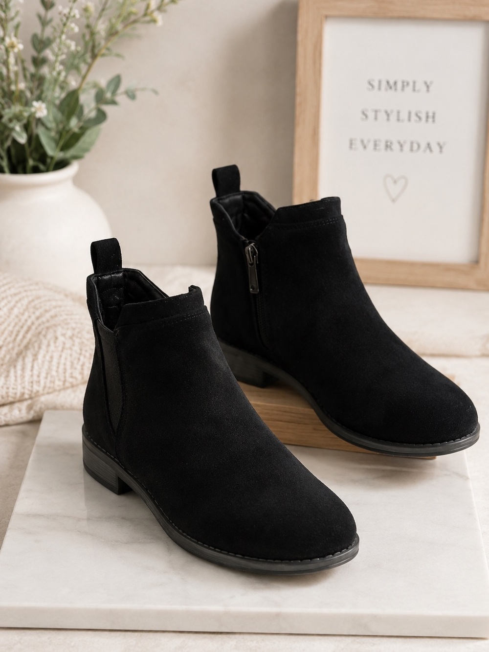 Propet Black Faux Suede Chelsea Ankle Boots Women’s Size 7 M Side Zip Comfort